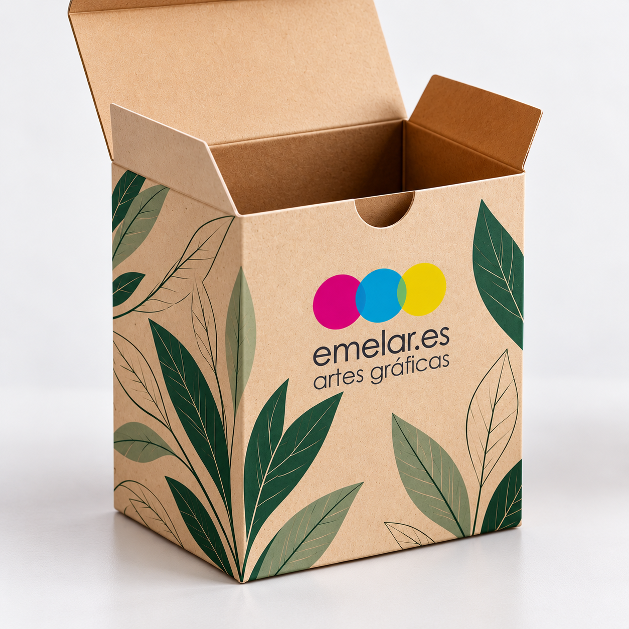 Caja plegable de cartón kraft con ilustraciones botánicas y logotipo EMELAR